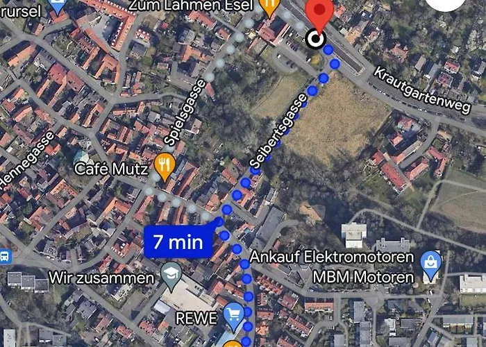 Gemütliche Helle Dach-wohnung In Frankfurt