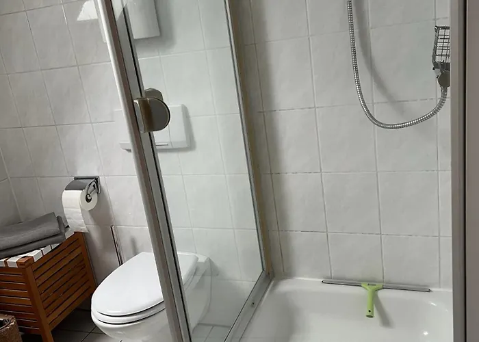 Gemütliche Helle Dach-wohnung In Frankfurt Apartamento